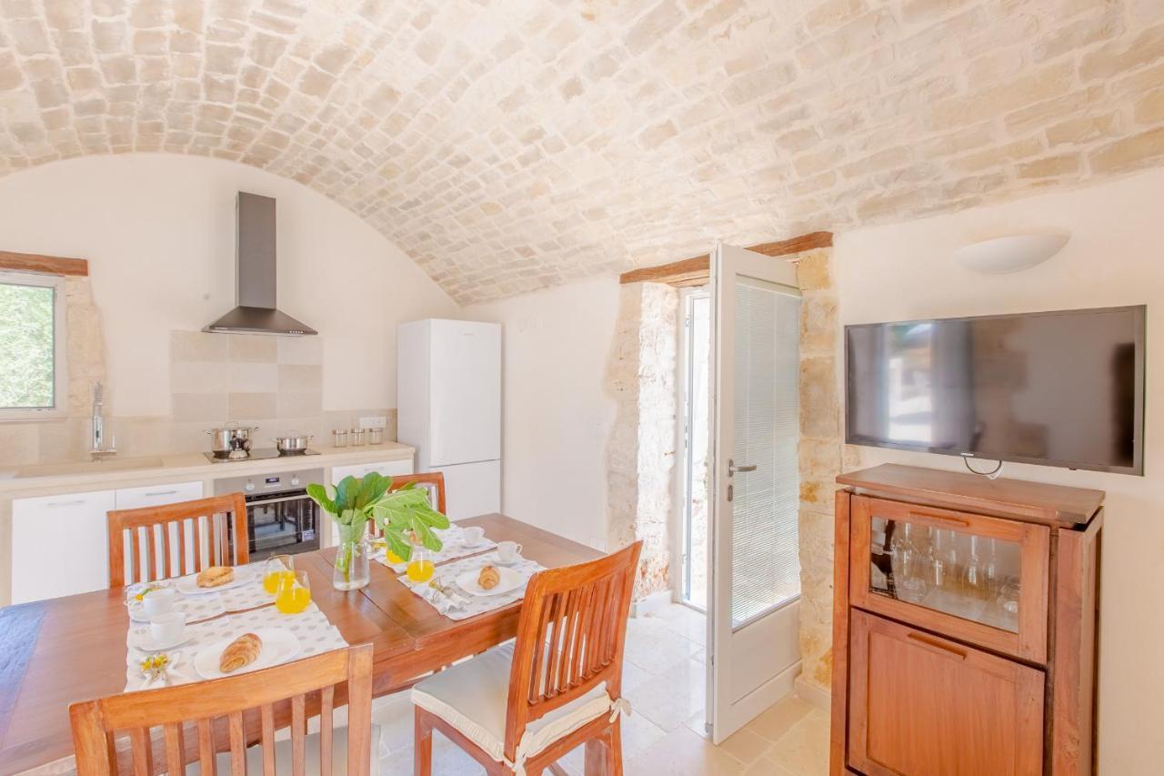 Villa Trullo Zese Con Piscina Privata San Michele Salentino Exterior foto