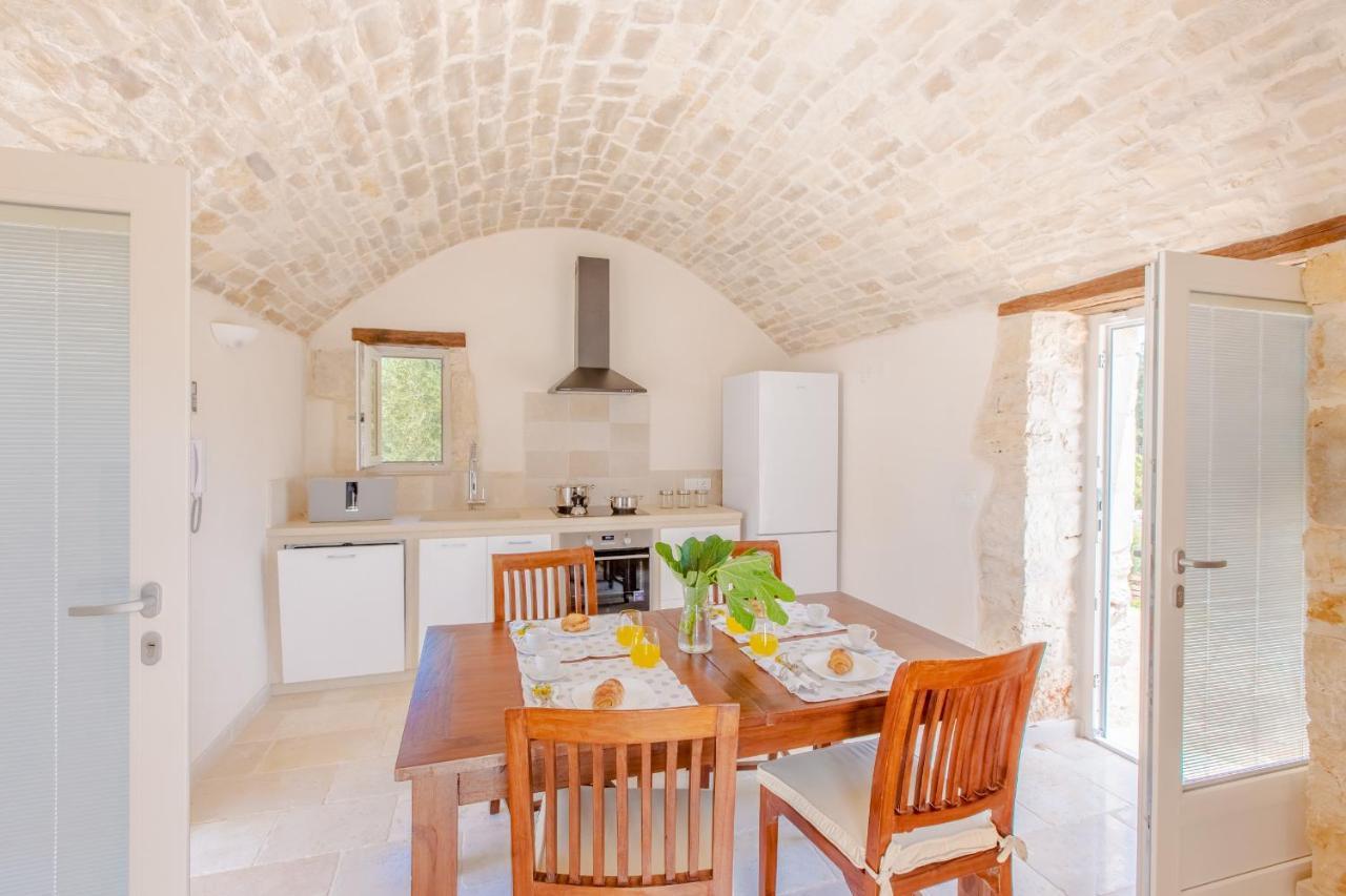 Villa Trullo Zese Con Piscina Privata San Michele Salentino Exterior foto